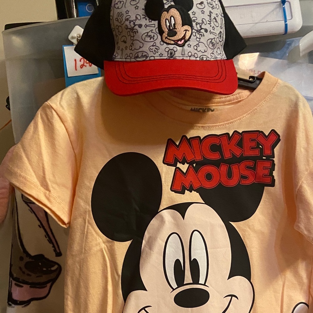 Kids T-Shirt - Yellow with  cap